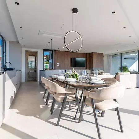 Tatil Evi 4 Bedroom Stunning In *