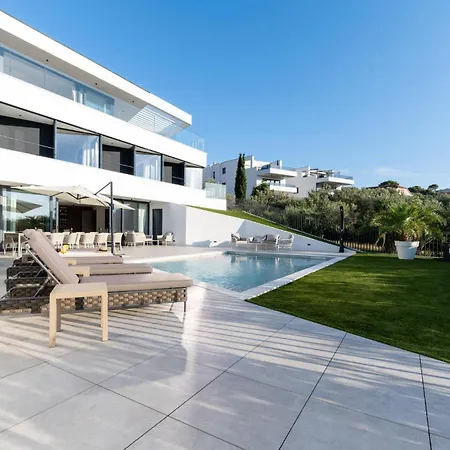 4 Bedroom Stunning In Casa de Férias *