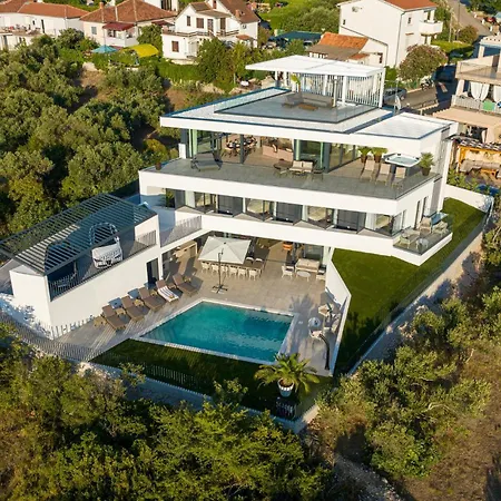 Casa vacanze 4 Bedroom Stunning In Murter